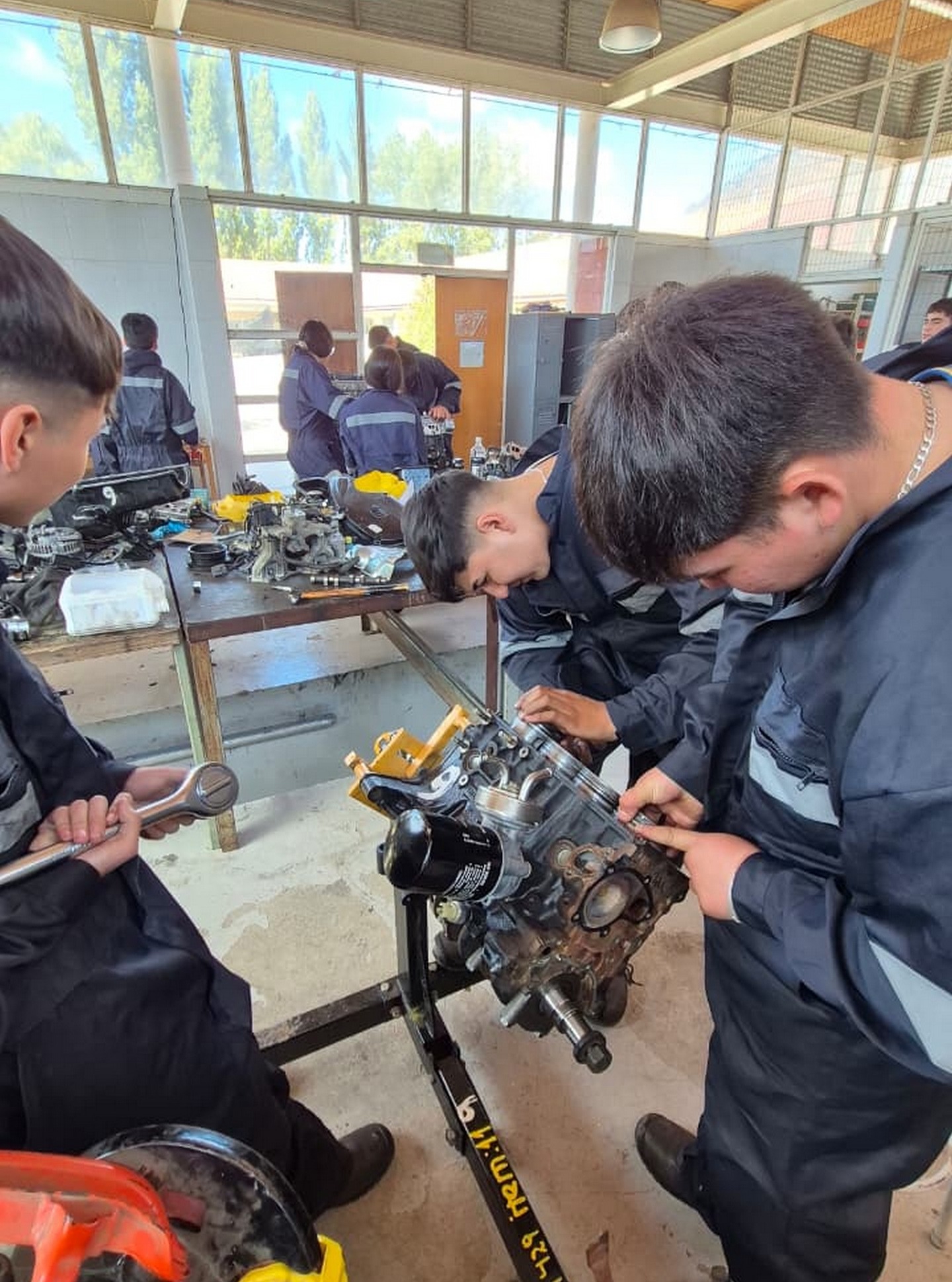 Taller de la especialidad de Mecánica Automotriz